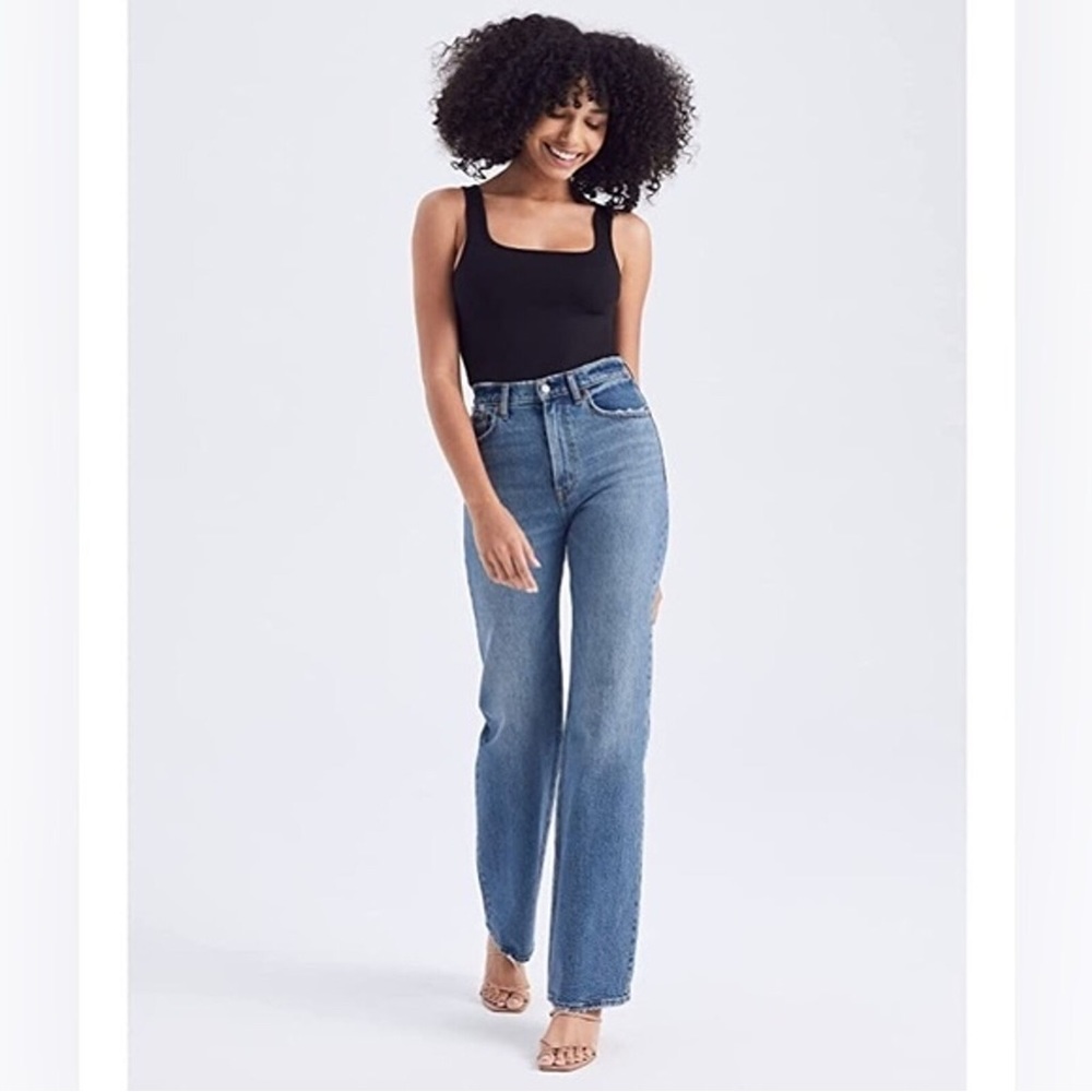 Abercrombie & Fitch the 90s Straight Ultra High Rise Jeans 27